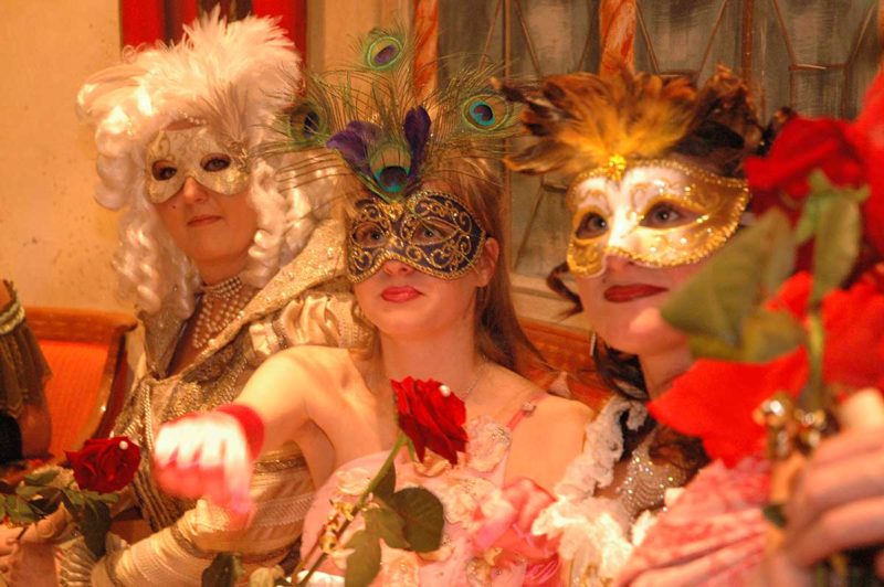 Il ballo di Casanova Il ballo di Casanova Graz